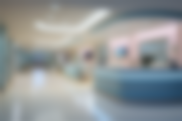 山东威海凤妮口腔