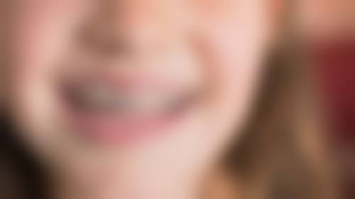 就诊时没出示医疗保险卡还能报销吗