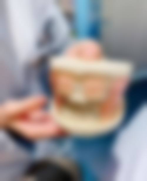 西安德美口腔门诊部电话号码