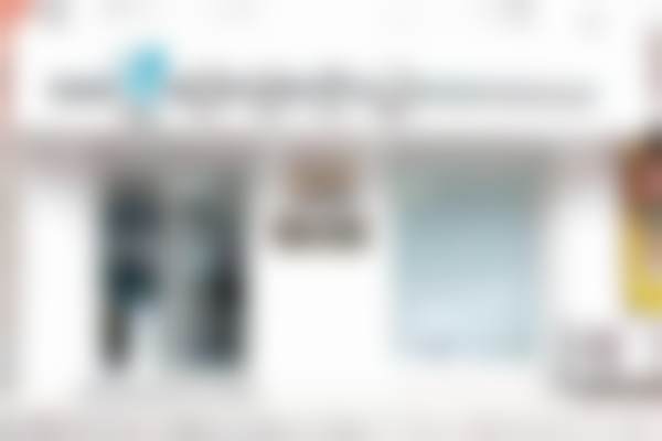 鞍山铁东区艾比口腔门诊部电话号码