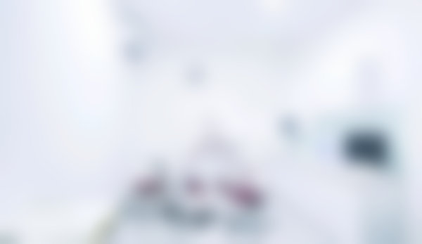 保持器|全口透明正畸牙套上下一副【牙齿 正】价格2980元，隐形美观舒适度高，稳固贴合不松脱，助你轻松守护完美笑容。