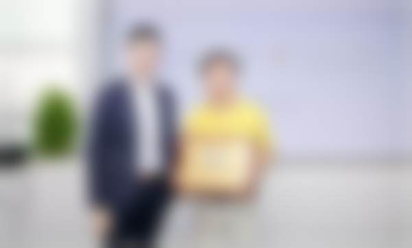 上海美奥口腔半口龈下刮治牙周治疗+价格仅2000元起，深层清洁抑菌，守护牙龈健康，轻松拥有清新口气！