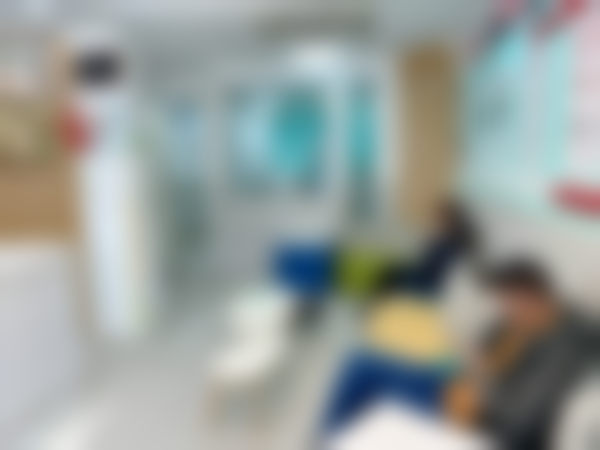 成都武侯亚泰口腔门诊部医生团队与技术特色解析